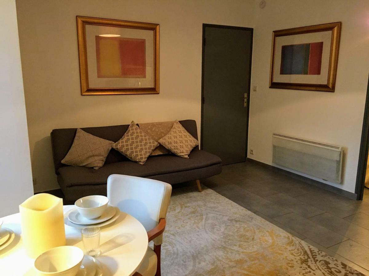 Gate House Lodge 디난 외부 사진