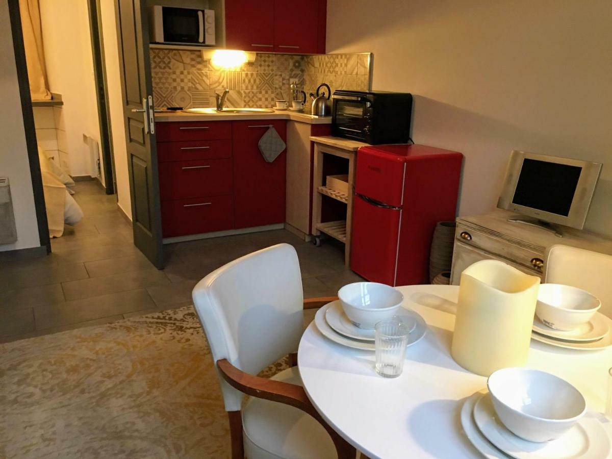 Gate House Lodge 디난 외부 사진